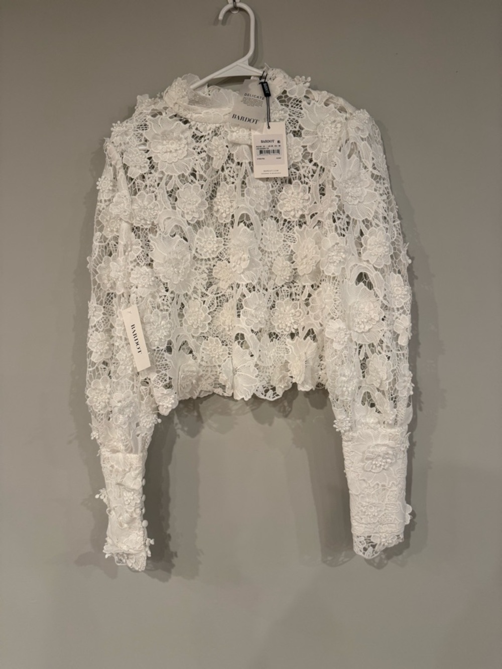 White Lace Floral High-Neck top - Picture 5 of 10